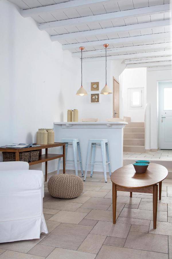 Kostantis Summer Villas And Suites Ornos  Extérieur photo