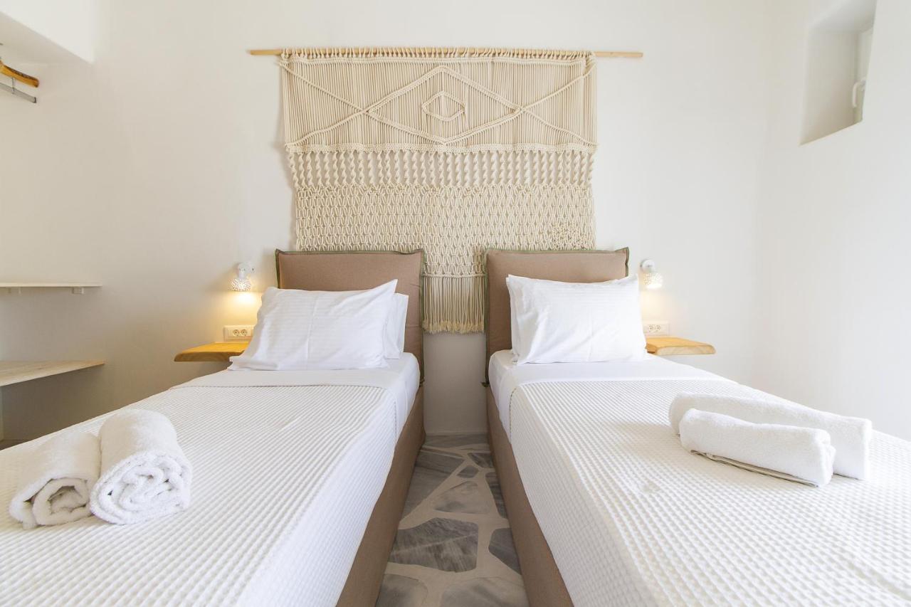 Kostantis Summer Villas And Suites Ornos  Extérieur photo