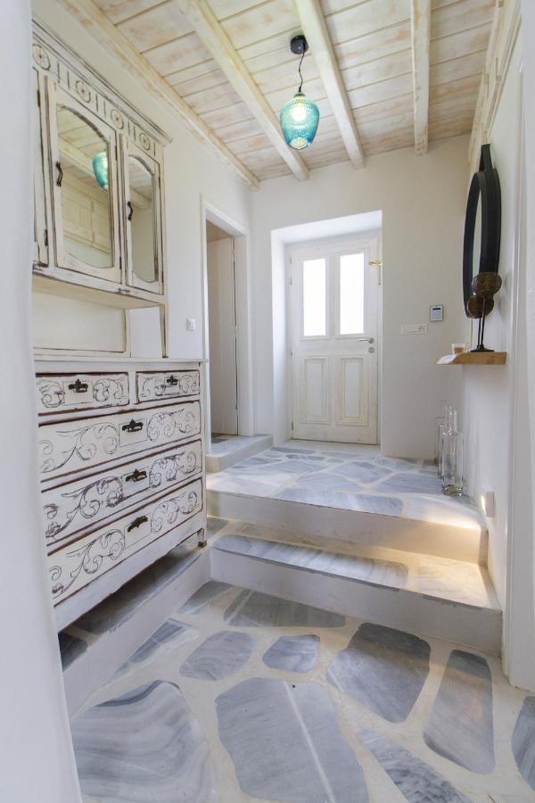 Kostantis Summer Villas And Suites Ornos  Extérieur photo